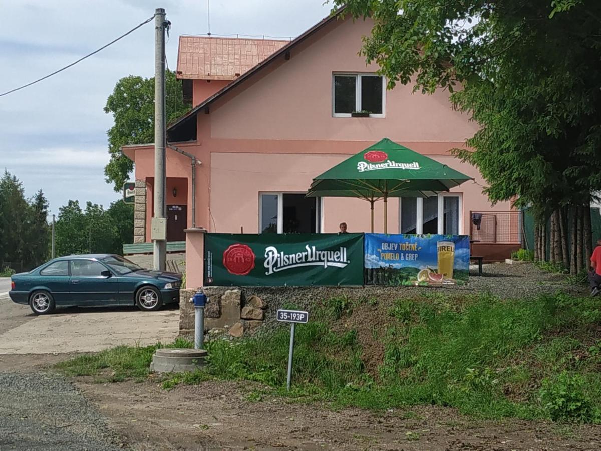 Hotel U Kremilka Jičín Esterno foto