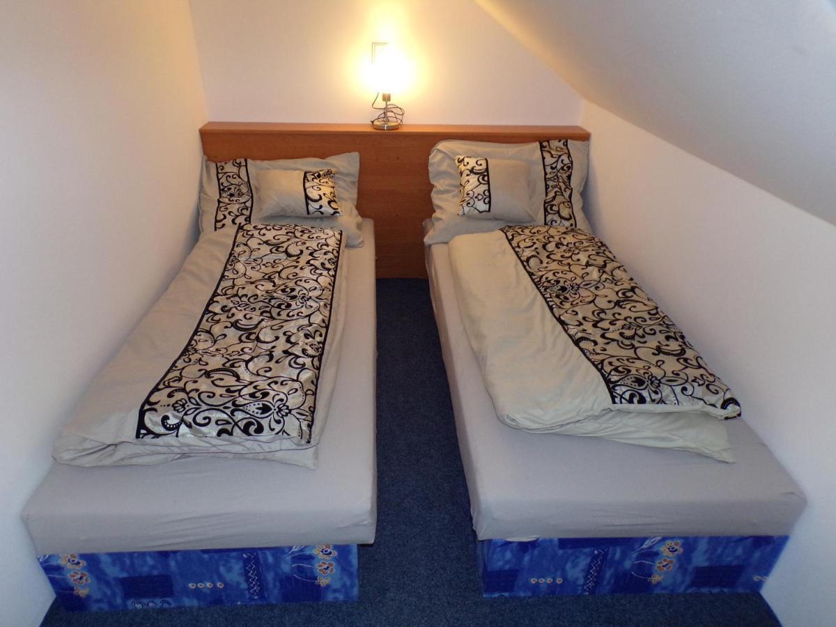 Hotel U Kremilka Jičín Esterno foto